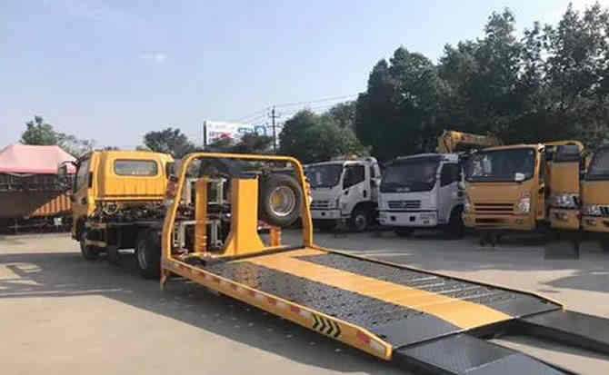 遂溪汽车中途维修案例